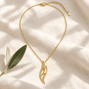 Vein Arc Pendant Necklace