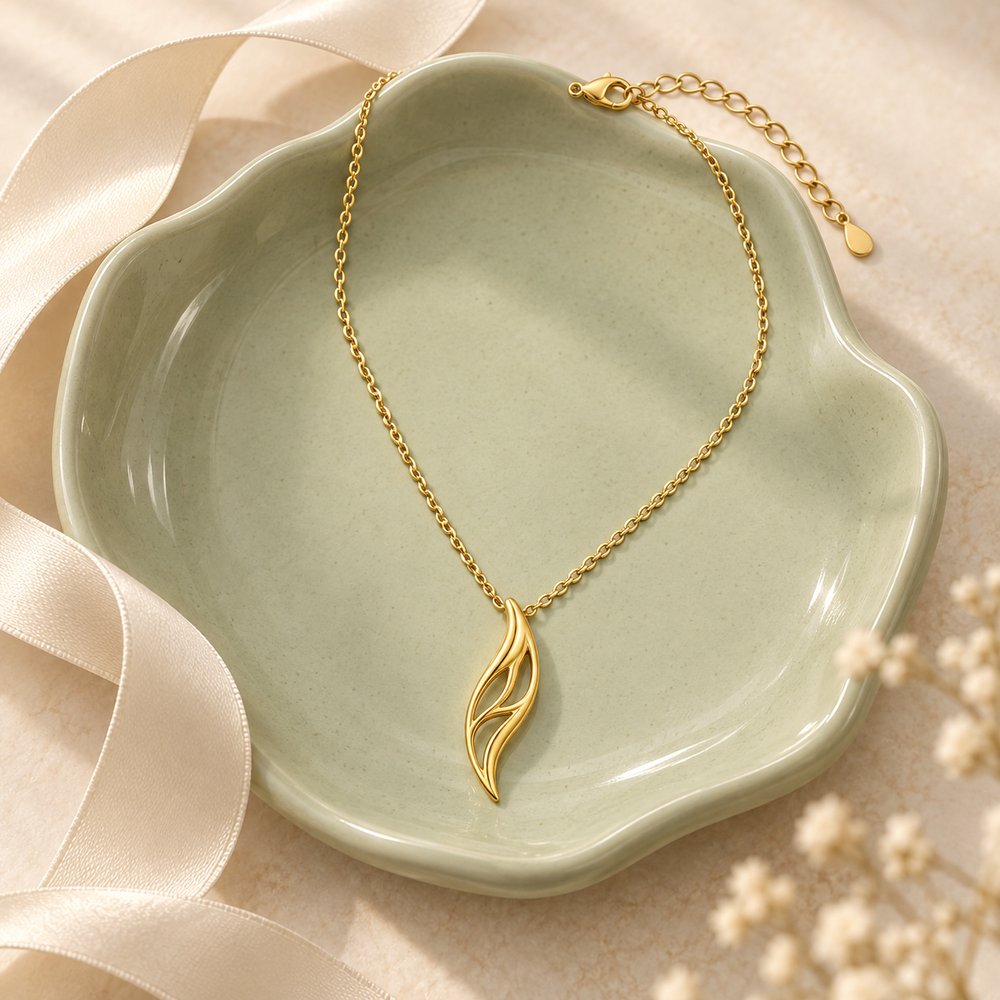 Vein Arc Pendant Necklace